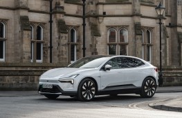 Polestar 4, 2026, in Oxford, side